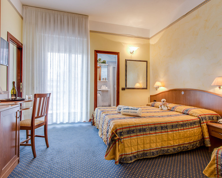 media.Gallery_CameraComunicanti_1Hotel_-Gallia_Ceseantico