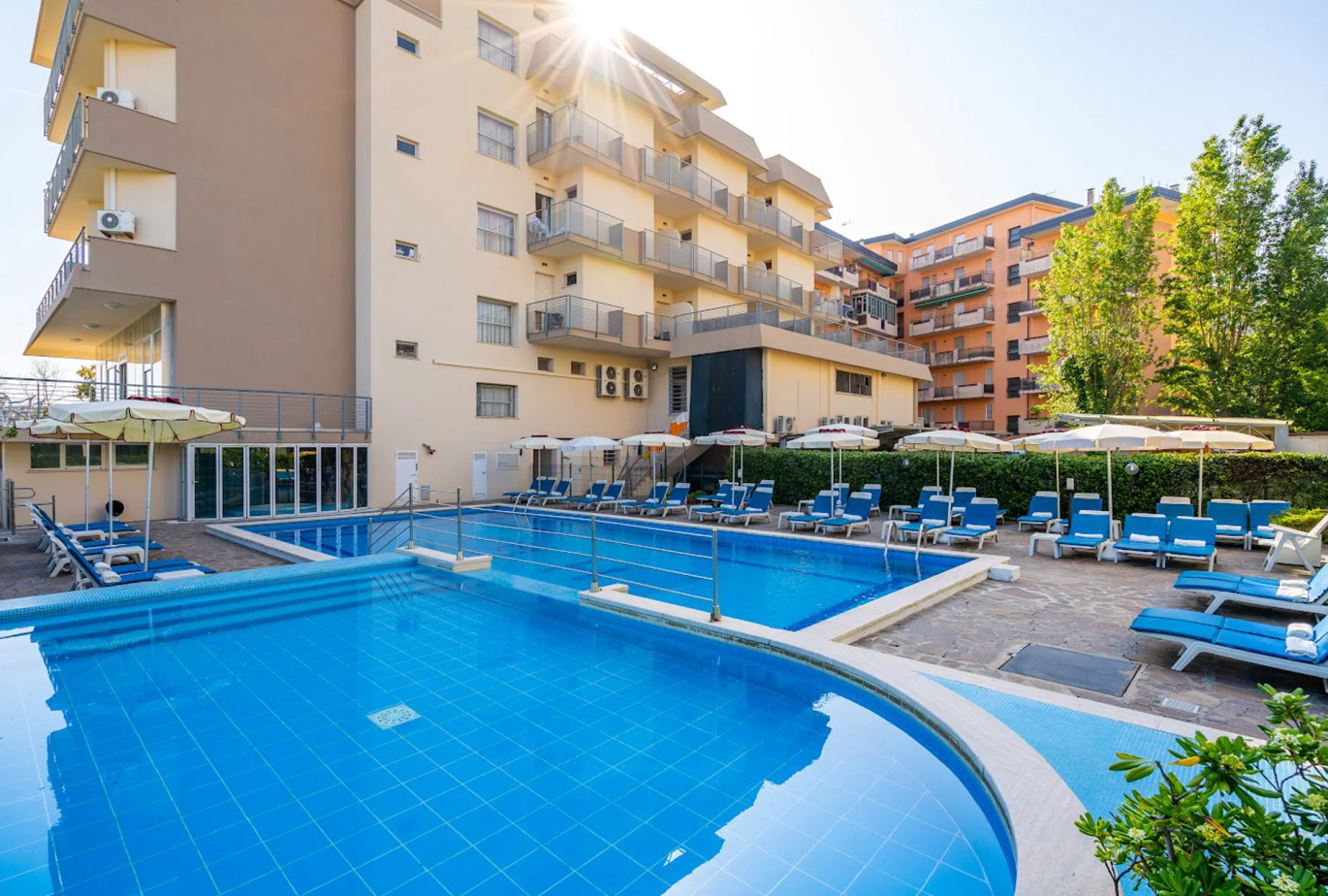 media.Slide_Piscina_2Hotel_Gallia_Cesenatico