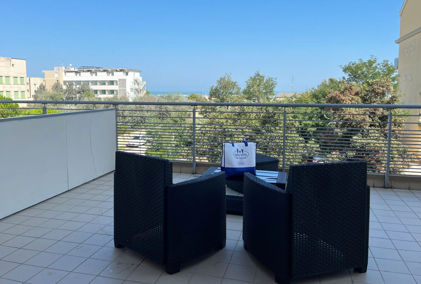 media.Gallery_CameraBalcone_1Hotel_-Gallia_Ceseantico